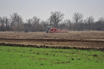 Аграрії України завершують весняну посівну кампанію ярих зернових