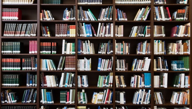 Друкована книга під час війни стає інструментом культурного спротиву - МКСК Друкована книга під час війни стає інструментом культурного спротиву - МКСК