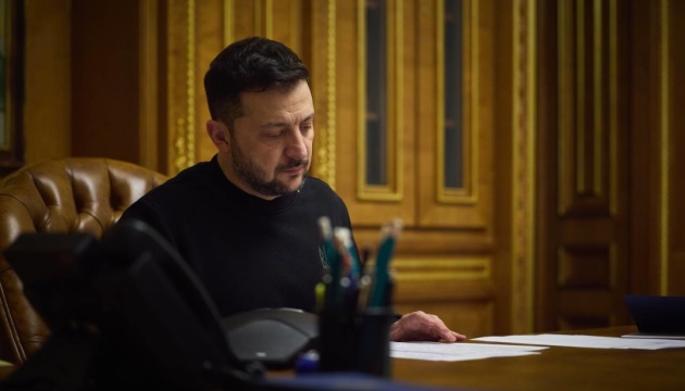 Зеленський та емір Катару обговорили повернення українських дітей та підтримку Сирії Зеленський та емір Катару обговорили повернення українських дітей та підтримку Сирії