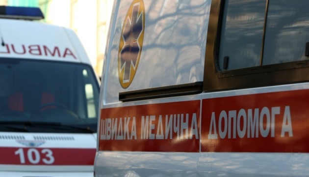 Invaders drop explosives from drone in Kherson, wounding civilian Invaders drop explosives from drone in Kherson, wounding civilian