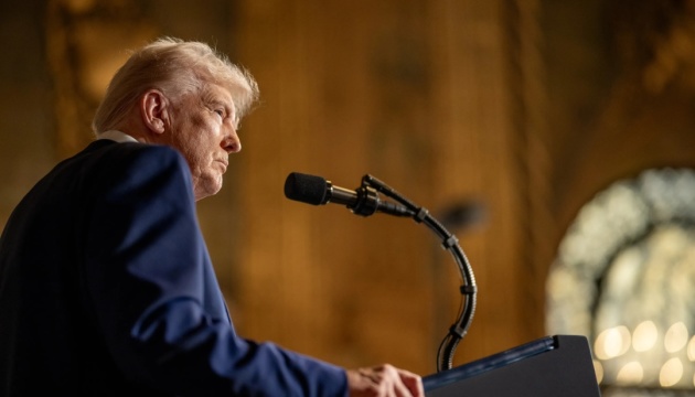 Трамп у проєкті бюджету на 2026 рік пропонує збільшити оборонні видатки до 1 трильйона - Bloomberg Трамп у проєкті бюджету на 2026 рік пропонує збільшити оборонні видатки до 1 трильйона - Bloomberg