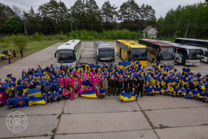 В СБУ показали ексклюзивні кадри з останнього обміну полоненими