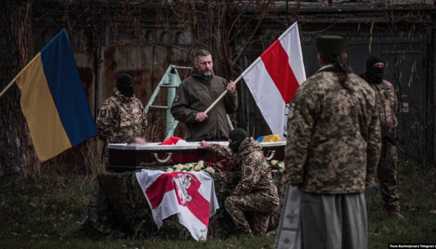 У Білорусі оголосили у розшук 125 людей, пов’язаних із полком Калиновського