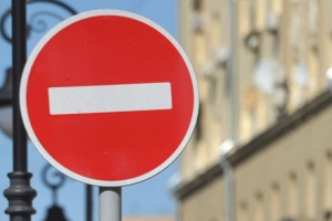 У Києві обмежили рух транспорту у напрямку Шулявського шляхопроводу