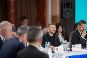 Zelensky en la cumbre de Odesa: Rusia es la principal fuente de amenazas para todos los países de la región