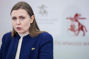 Довіле Шакалєнє, міністерка оборони Литви