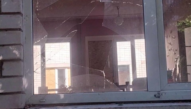 Через ворожі обстріли у Херсоні виникли перебої зі світлом Через ворожі обстріли у Херсоні виникли перебої зі світлом